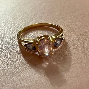 14k ring vintage pretty pink purple